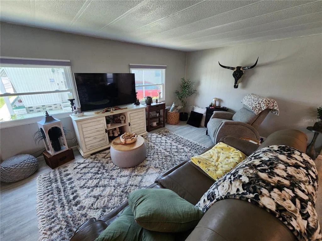 Photo of 5316 CHATEAU LANE