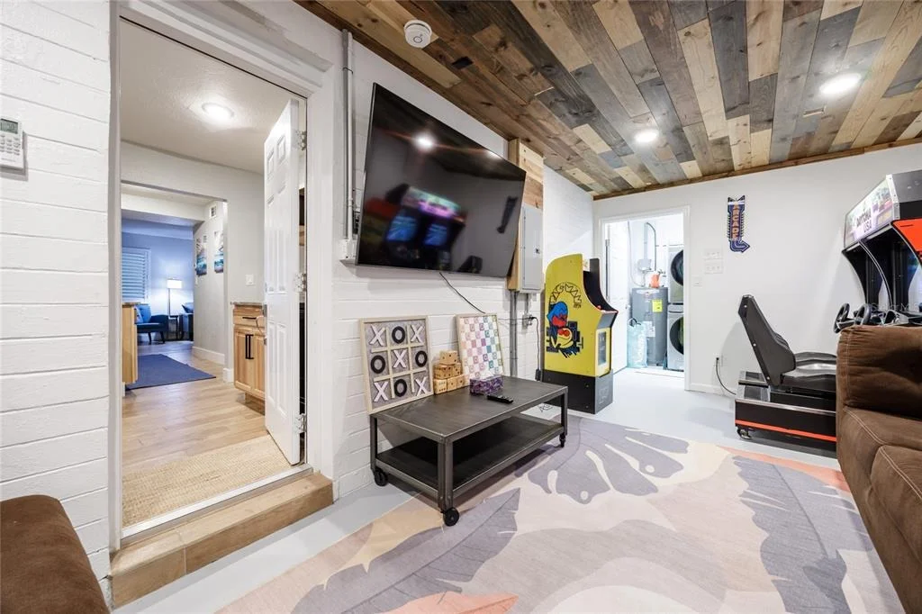 Photo of 7 NEPTUNE PARK DR.