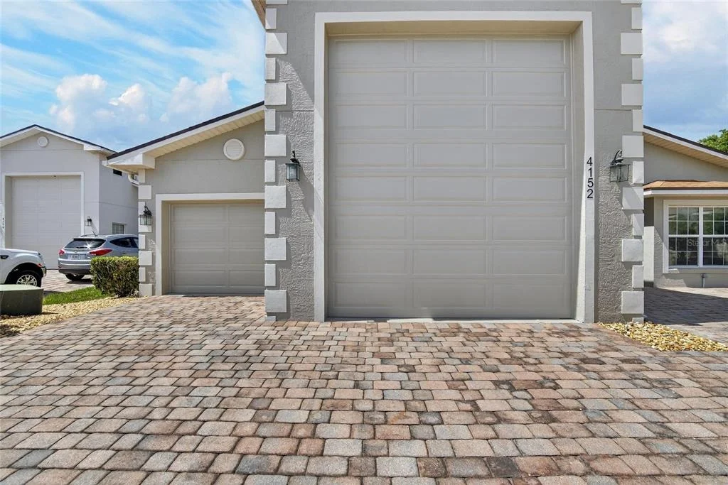 Photo of 4152 DUNMORE DRIVE