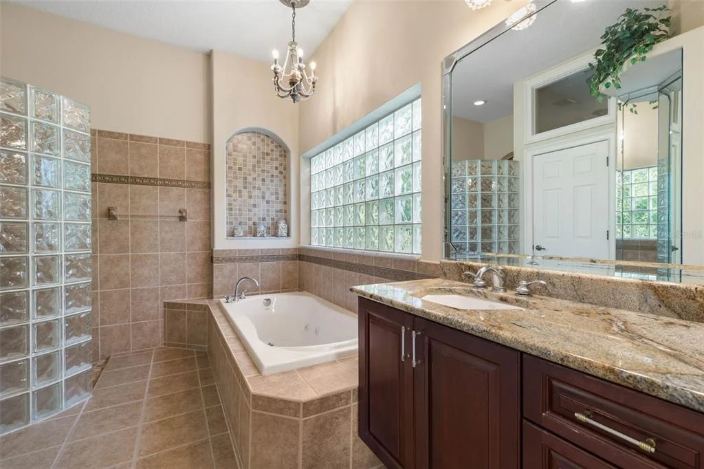 Photo of 62 OAK VIEW CIRCLE