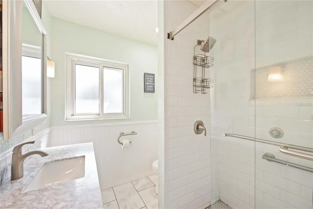 Photo of 2811 17TH AVENUE W