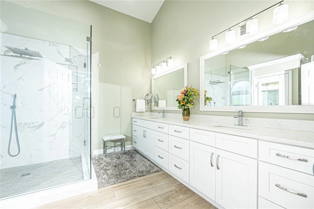 Photo of 12845 FORESTEDGE CIRCLE