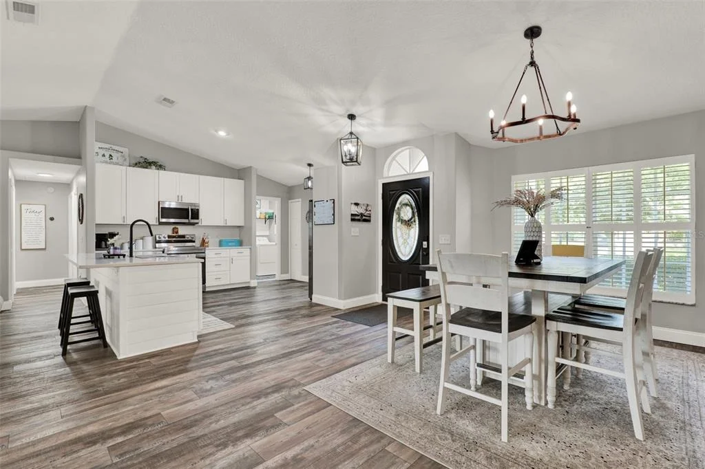 Photo of 341 PINE SHADOW LANE