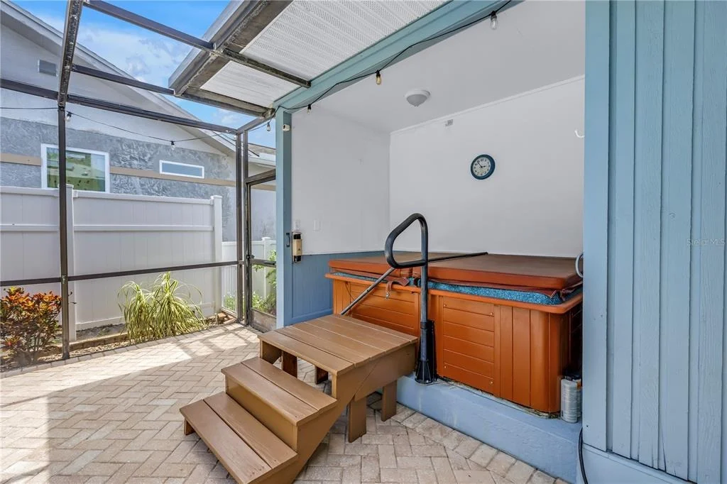 Photo of 3000 HERON PLACE