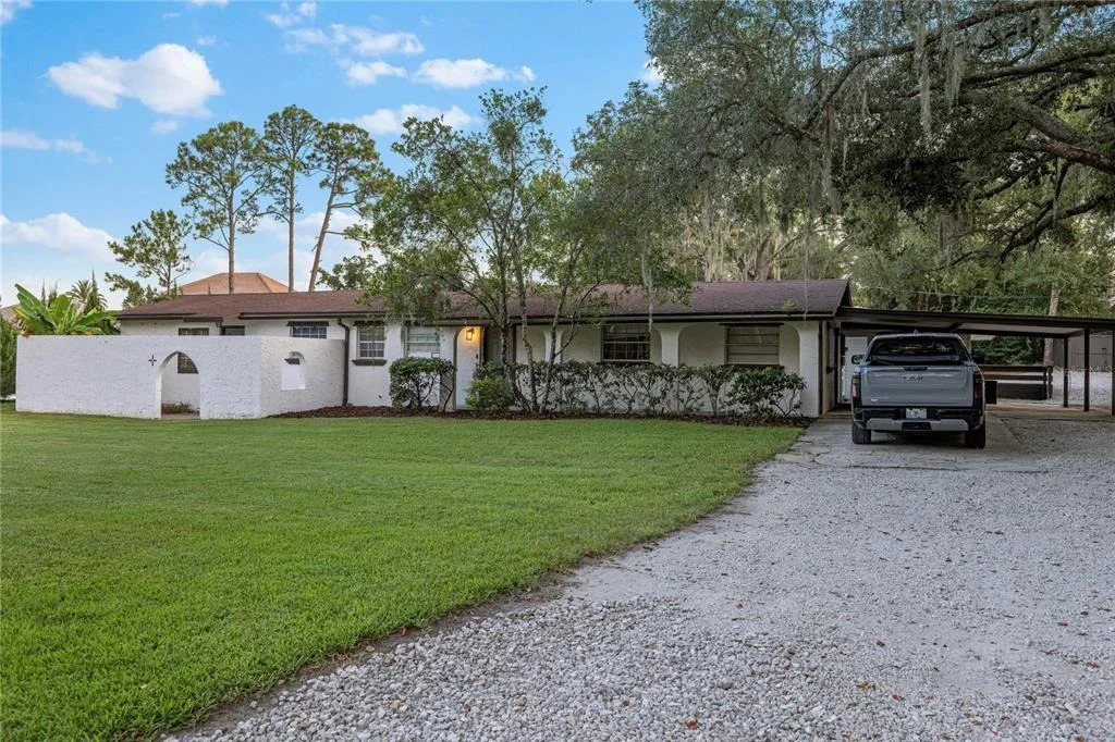 Photo of 6697 MARKHAM ROAD