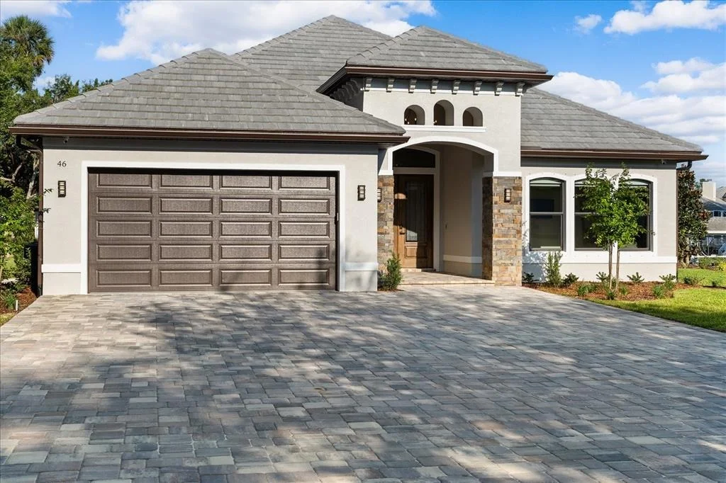 Photo of 46 RIVERVIEW BEND N