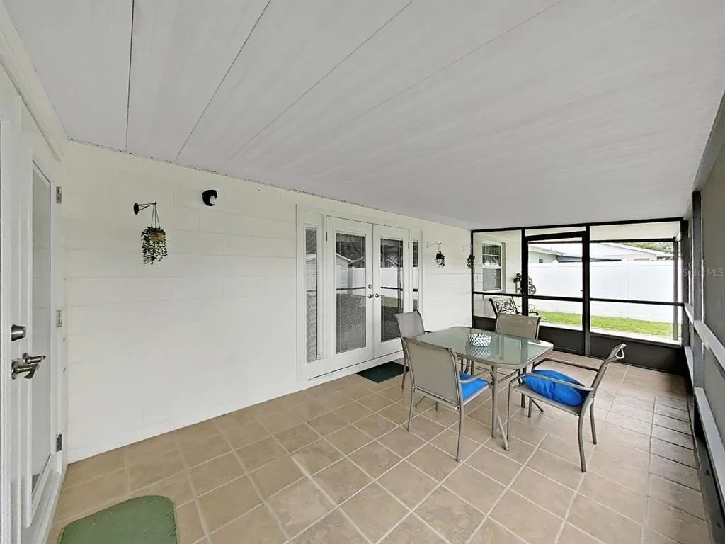 Photo of 726 STILLVIEW CIRCLE