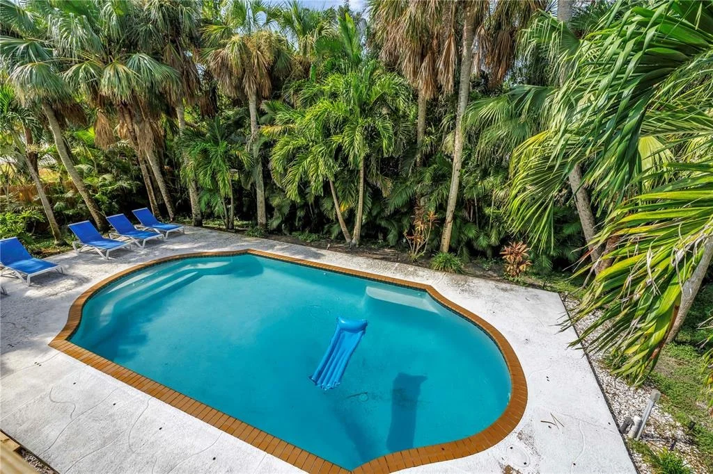 Photo of 156 SIESTA DRIVE