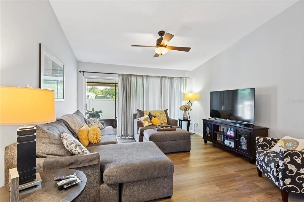 Photo of 2220 MARSHALL DRIVE
