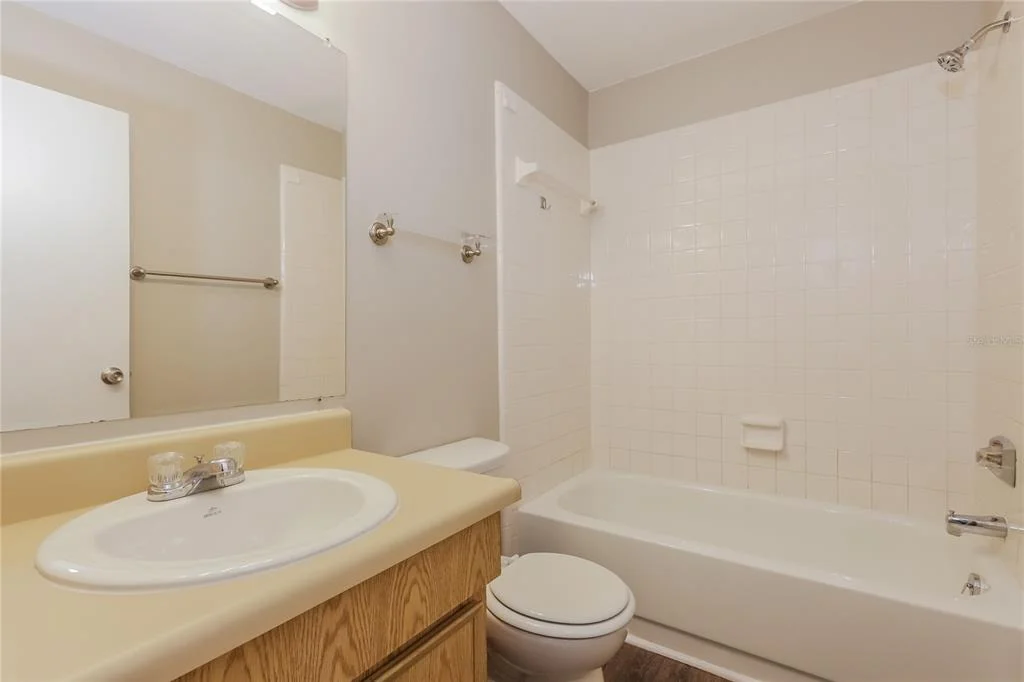 Photo of 1002 PINEHAVEN COURT