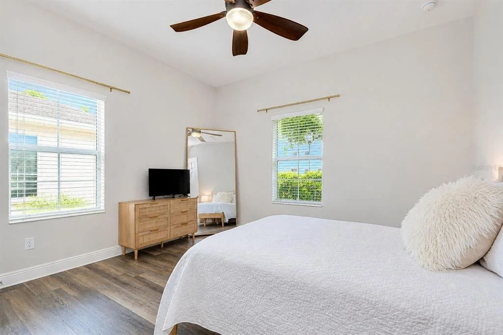 Photo of 5907 CHURCHSIDE DRIVE