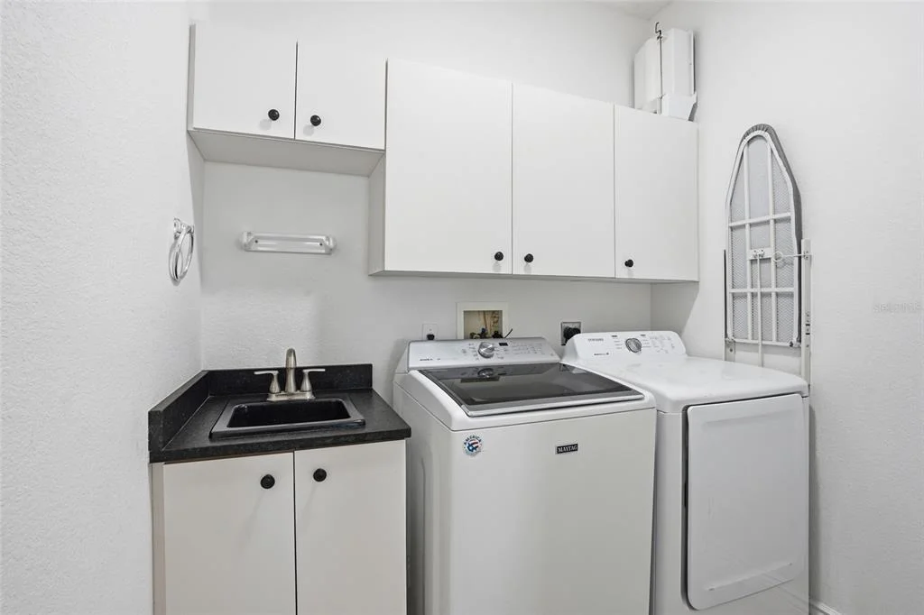 Photo of 855 PAMELA DRIVE