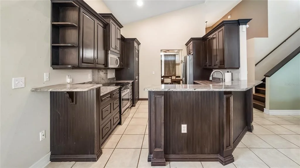Photo of 522 HARDWOOD CIRCLE