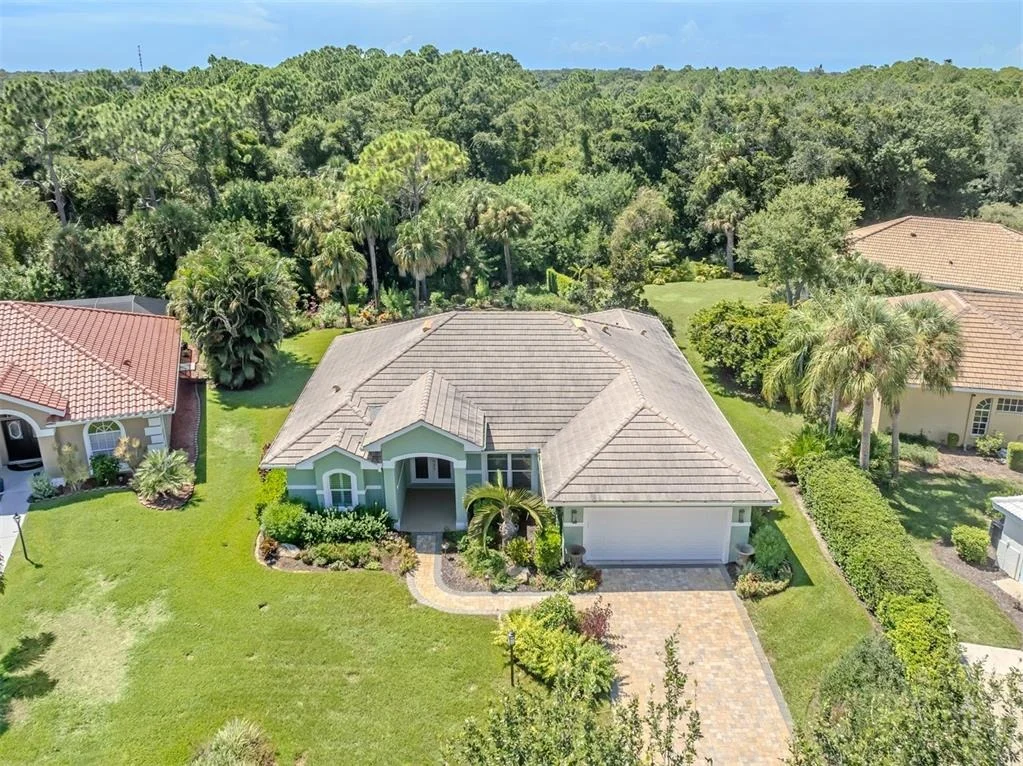 Photo of 143 WAYFOREST DRIVE