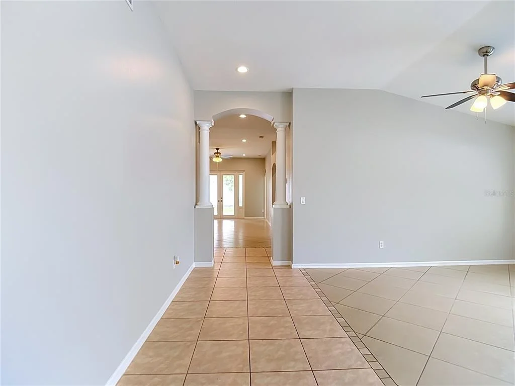 Photo of 805 LESA GLEN PLACE