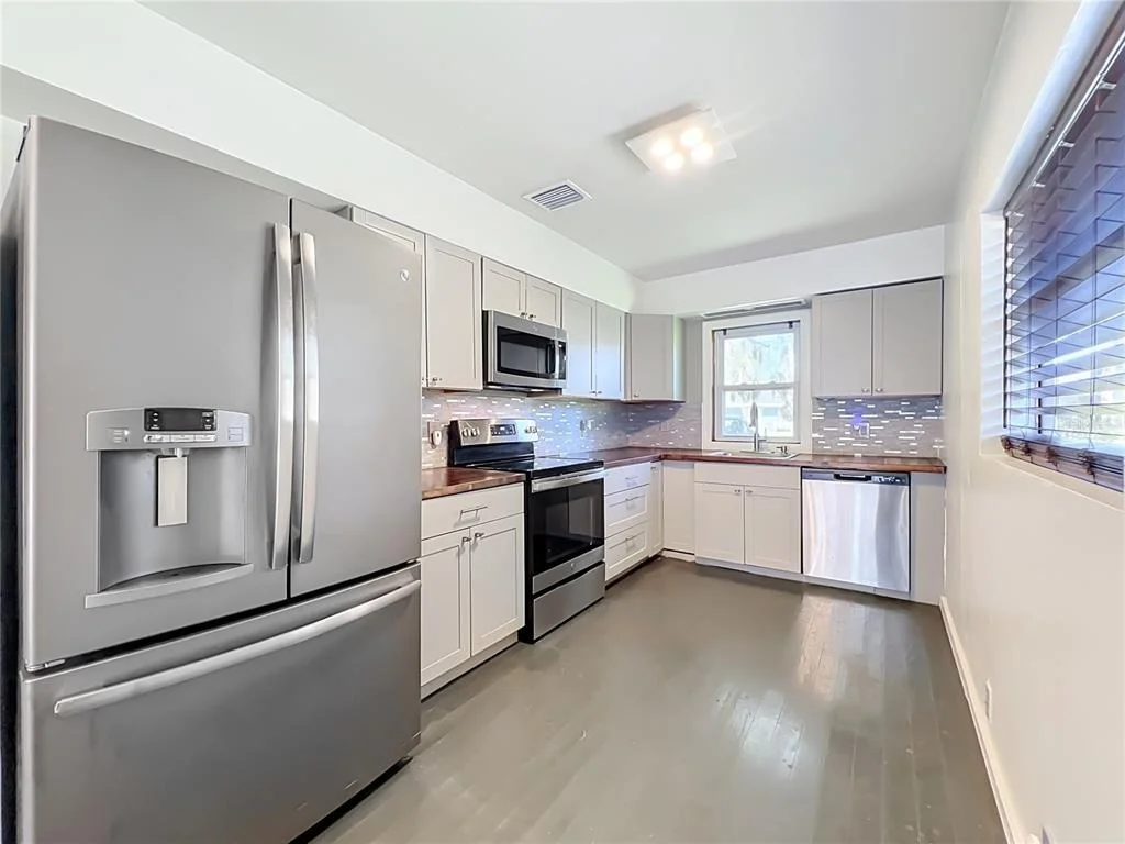 Photo of 5465 LAKE TYNER DRIVE