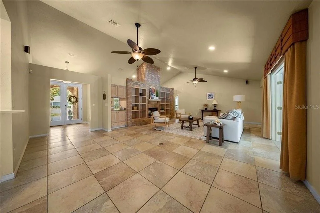 Photo of 2420 SE 15TH STREET