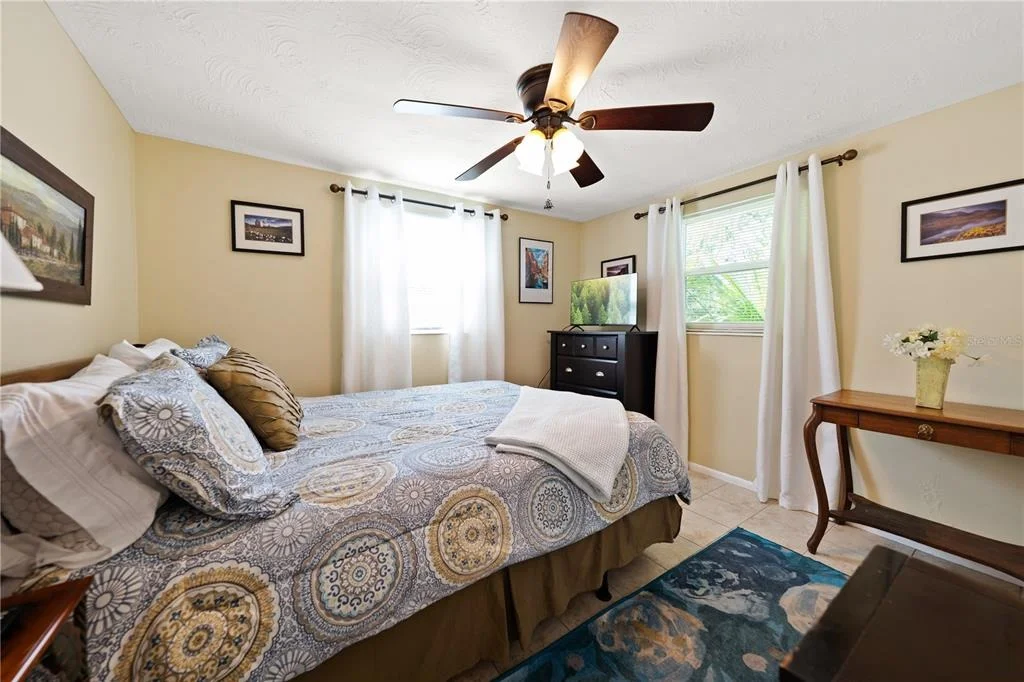 Photo of 4114 SUNRAY DRIVE