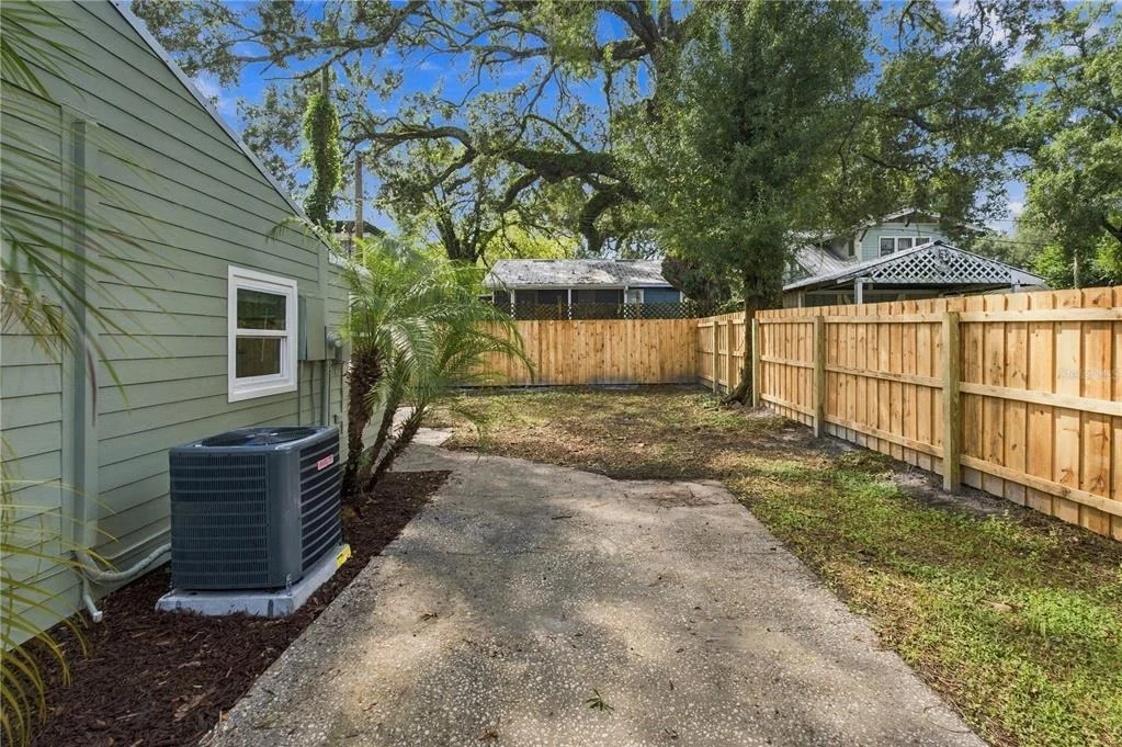 Photo of 39 HAMILTON HEATH DRIVE