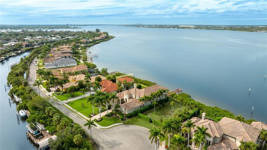 Photo of 4223 HAWK ISLAND DRIVE