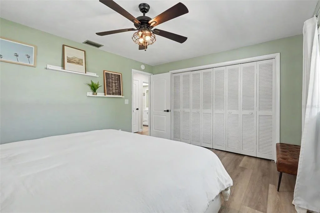 Photo of 2061 FAIR OAK DRIVE