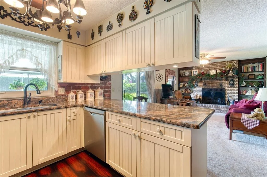 Photo of 5 MAGNOLIA AVENUE