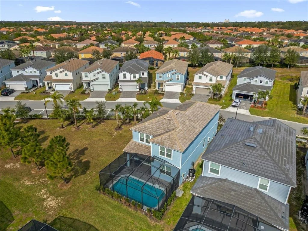 Photo of 7260 OAKMOSS LOOP