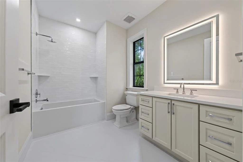 Photo of 656 TROPICAL CIRCLE