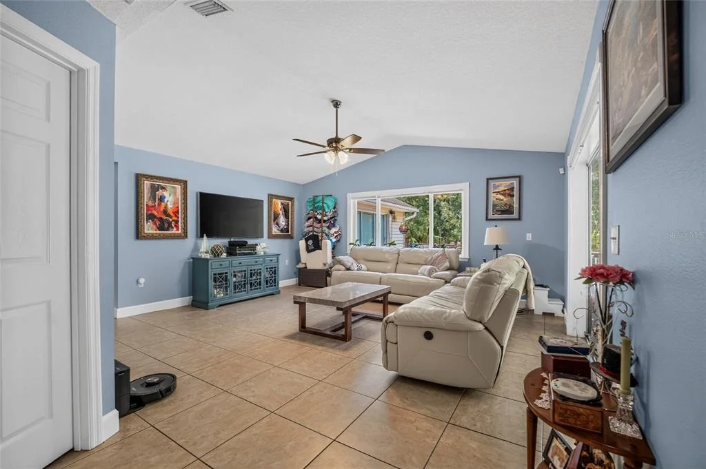 Photo of 608 WOODVIEW WAY