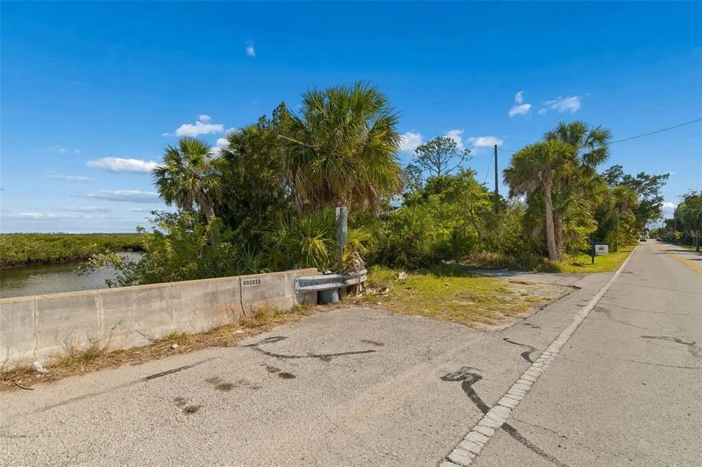 Photo of 10501 PINE ISLAND DRIVE