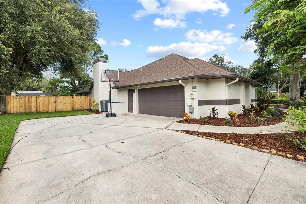 Photo of 18243 CLEAR LAKE DRIVE