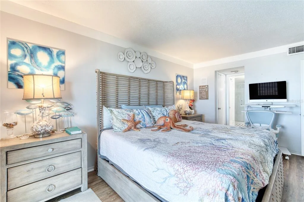 Photo of Unit 4040 at 935 OCEAN SHORE BOULEVARD