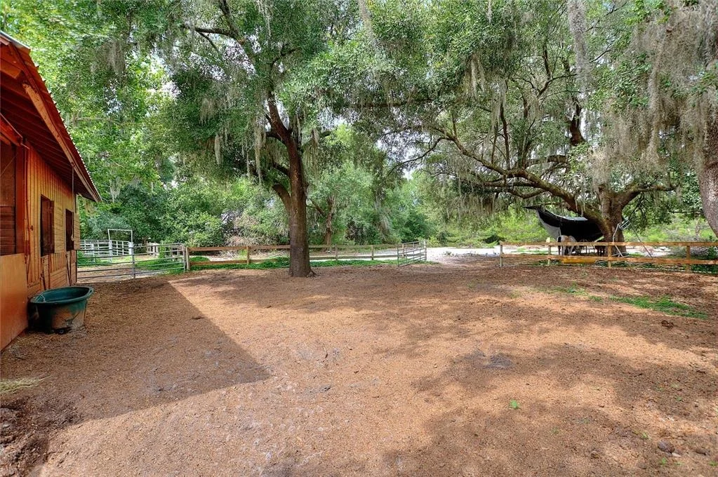 Photo of 7 LAKE ARROWHEAD DRIVE