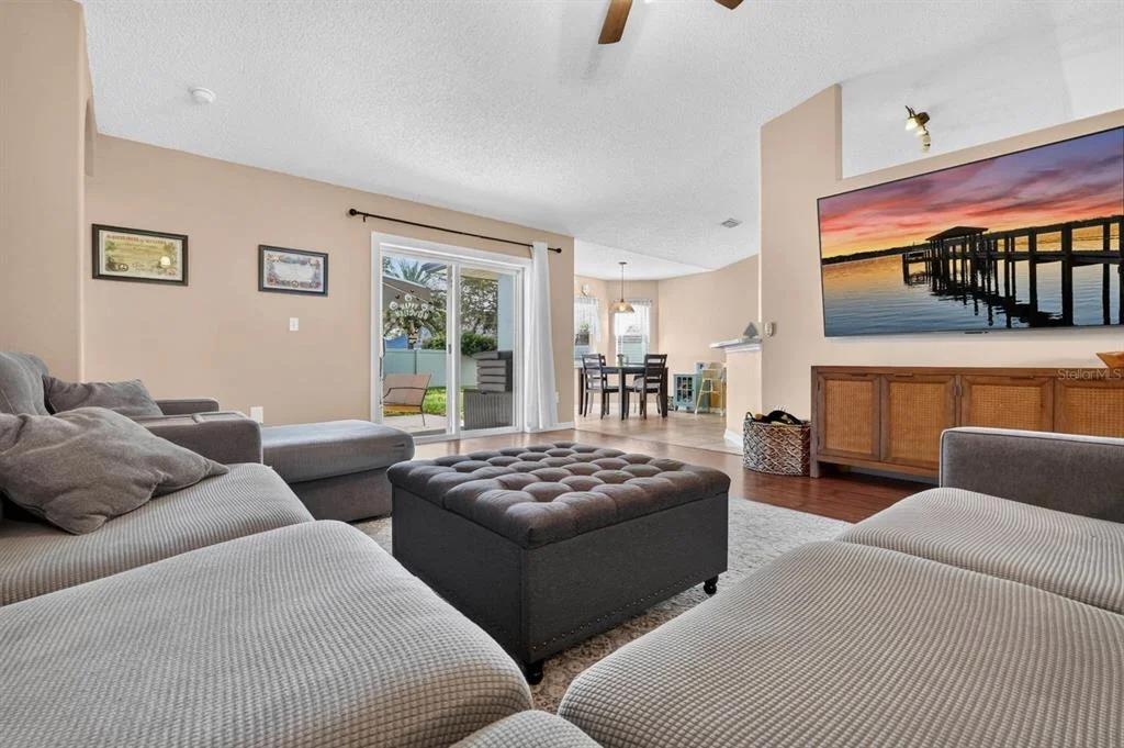 Photo of 19 RED OAK PLACE