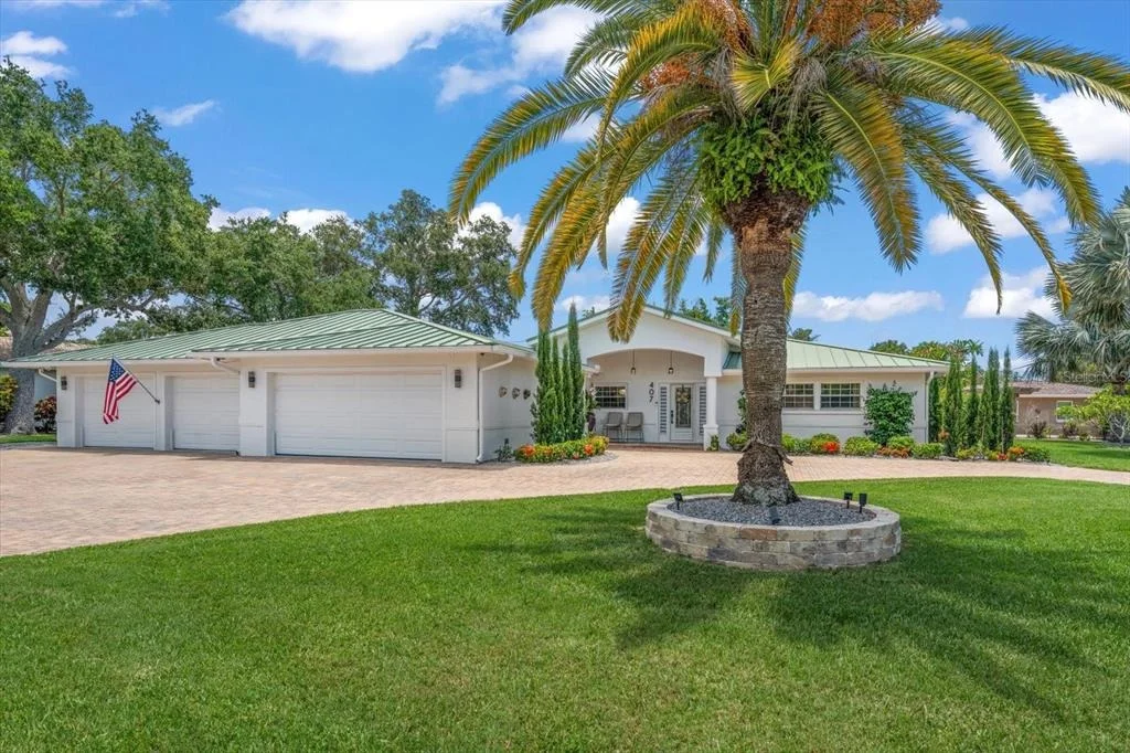 Photo of 407 HARBOR VIEW LANE