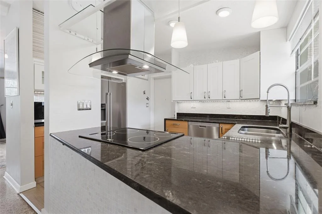 Photo of 609 W RIVER DRIVE