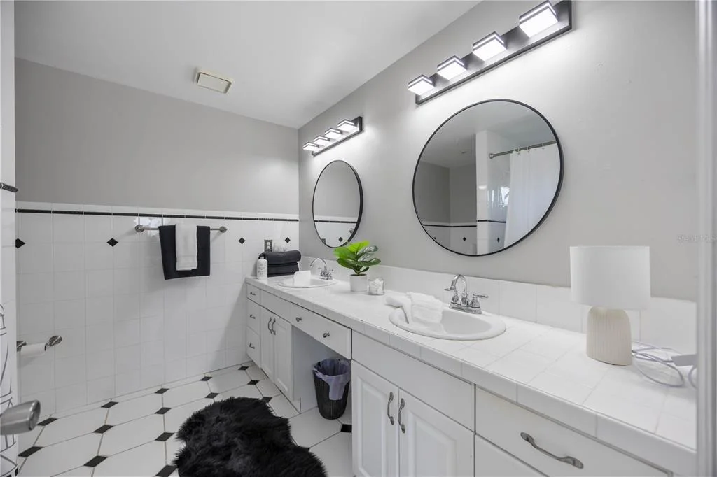 Photo of 13951 HARBOR VIEW DRIVE