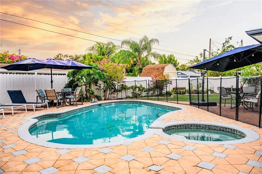Photo of 898 CORVETTE DRIVE