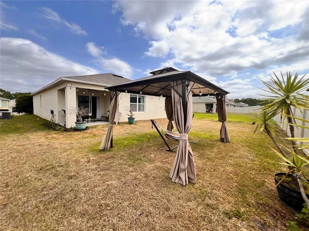 Photo of 1267 IGUANA LOOP