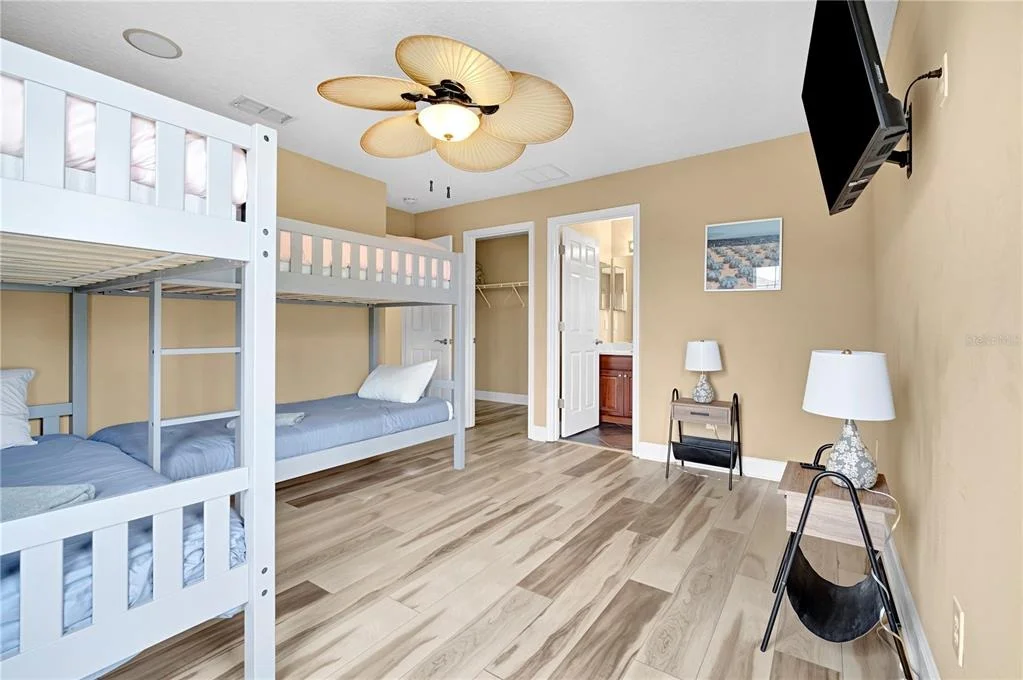 Photo of 2803 BOATING BOULEVARD