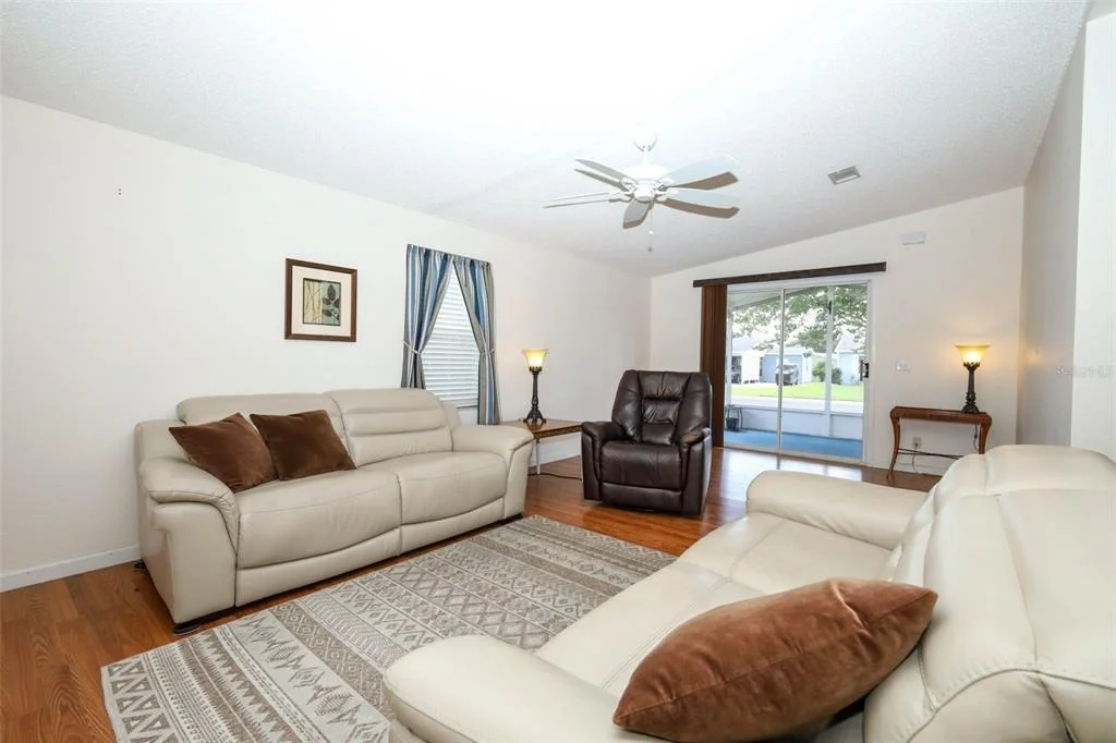 Photo of 728 PRADO DRIVE