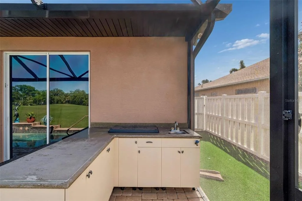 Photo of 566 PLANTERS MANOR WAY
