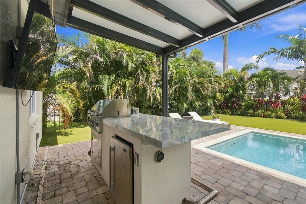 Photo of 6805 PARK STRAND DRIVE