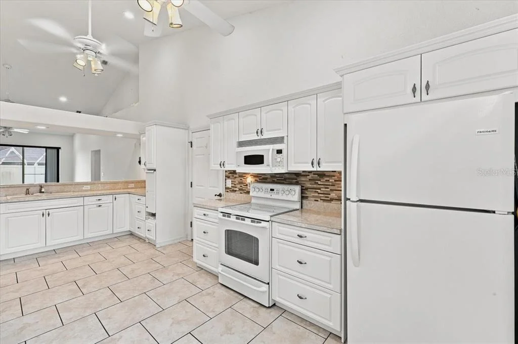 Photo of 1505 LAKE THOMAS LOOP