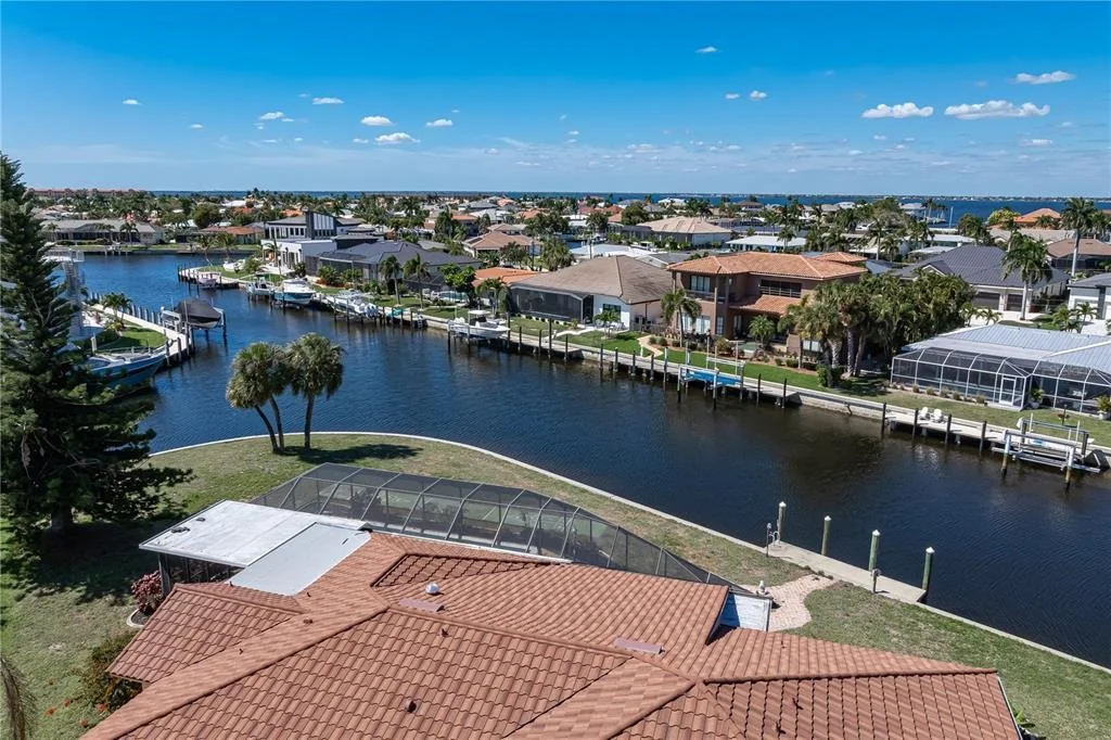 Photo of 2194 BAYOU ROAD