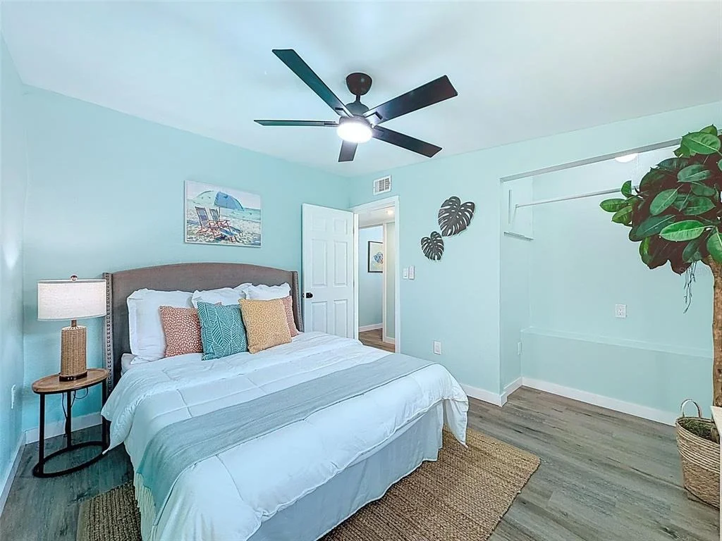 Photo of 6827 SANDERLING LANE