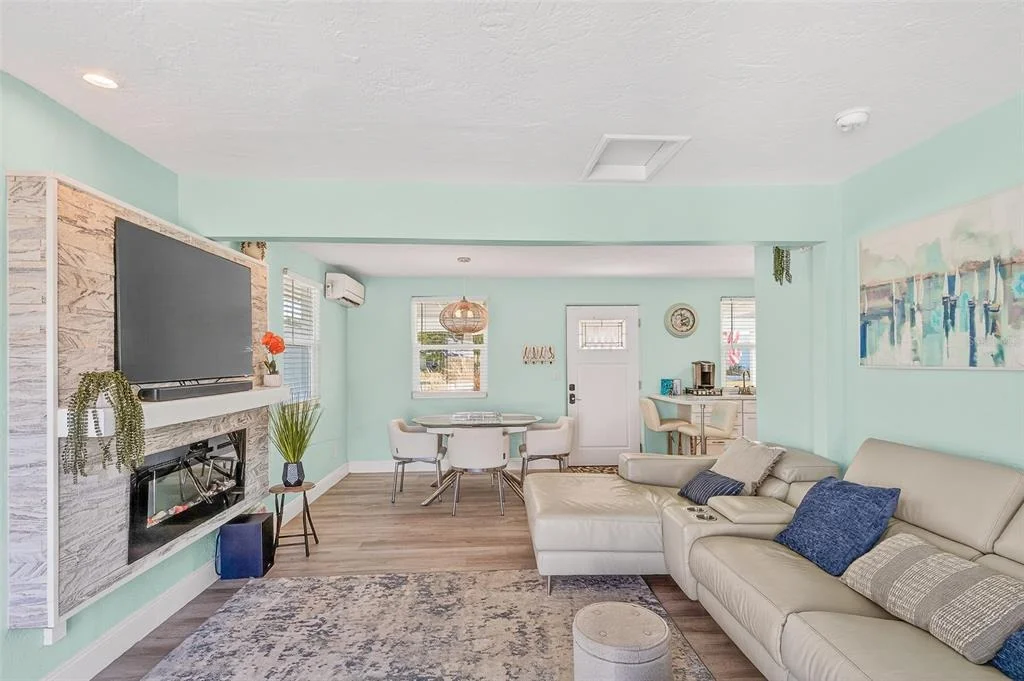Photo of 7 RIVER DRIVE