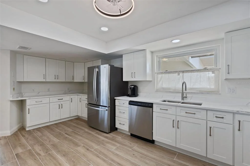 Photo of 290 BAYSIDE DRIVE