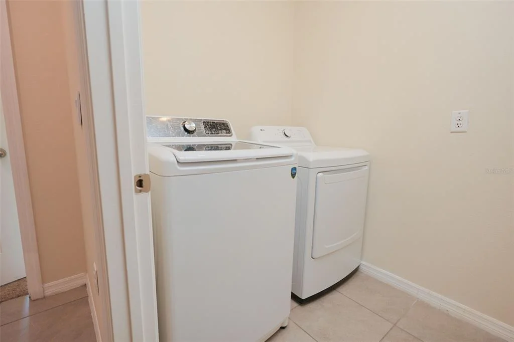 Photo of 660 COTULLA DRIVE