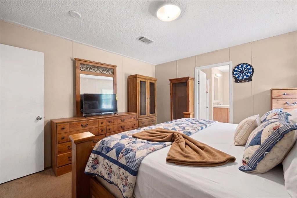 Photo of 9798 STATE ROAD 100 W